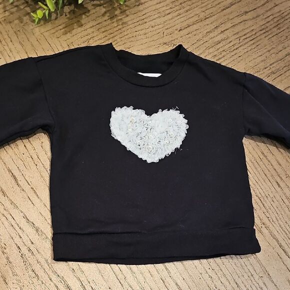 Pearl Heart Sweater Size 5 - Picture 1 of 9